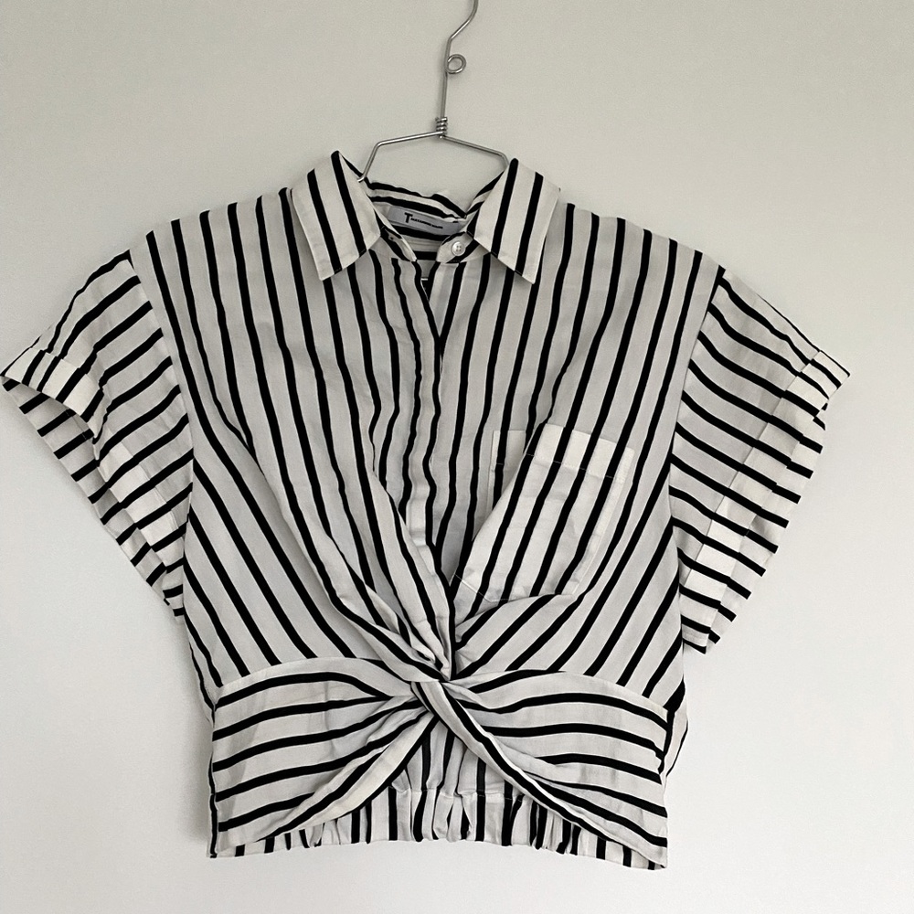 T by Alexander Wang cropped blouse sz 4.